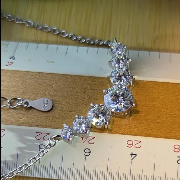 2.8CT Moissanite Curve Necklace D Color VVS Sterling Silver Seven Stone Pendant